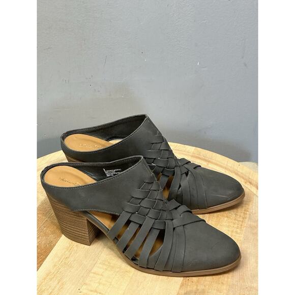 Universal Thread Shoes - Universal Thread Aiden Wedge Gray Block Heel Huarache Mules Women's Size 9